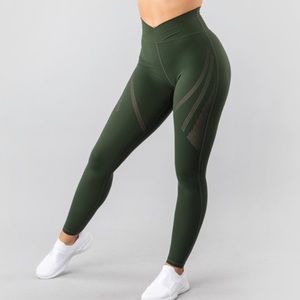 SURFACE PATH LASER CUT ALPHALETE LEGGINGS IN OLIVE SIZE SMALL